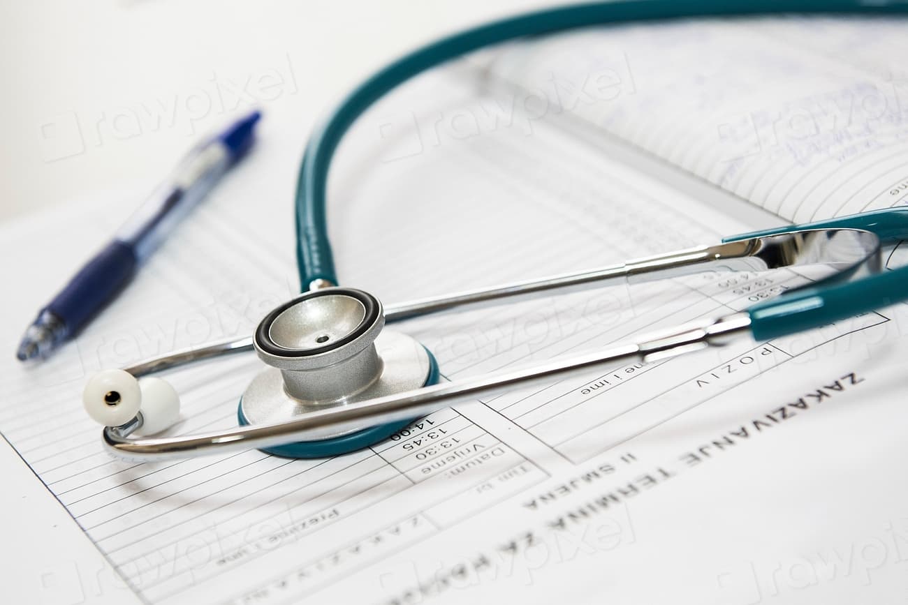 Klinik değerlendirme ve hasta görüşmesi